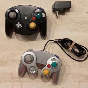 GameCube Wireless Controller Dongle & Wired Controller Lot Of 2 Controllers
